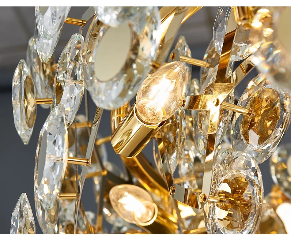 Round kristály csillár.